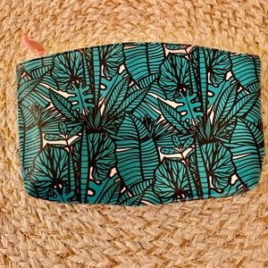 💚💗 Ipsy Green Fern Makeup Bag